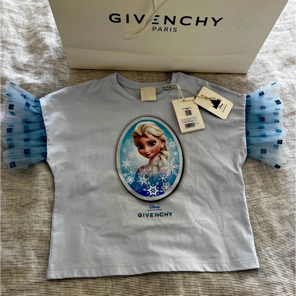 Givenchy Frozen Elsa Tulle Sleeve T-shirt
Light Blue